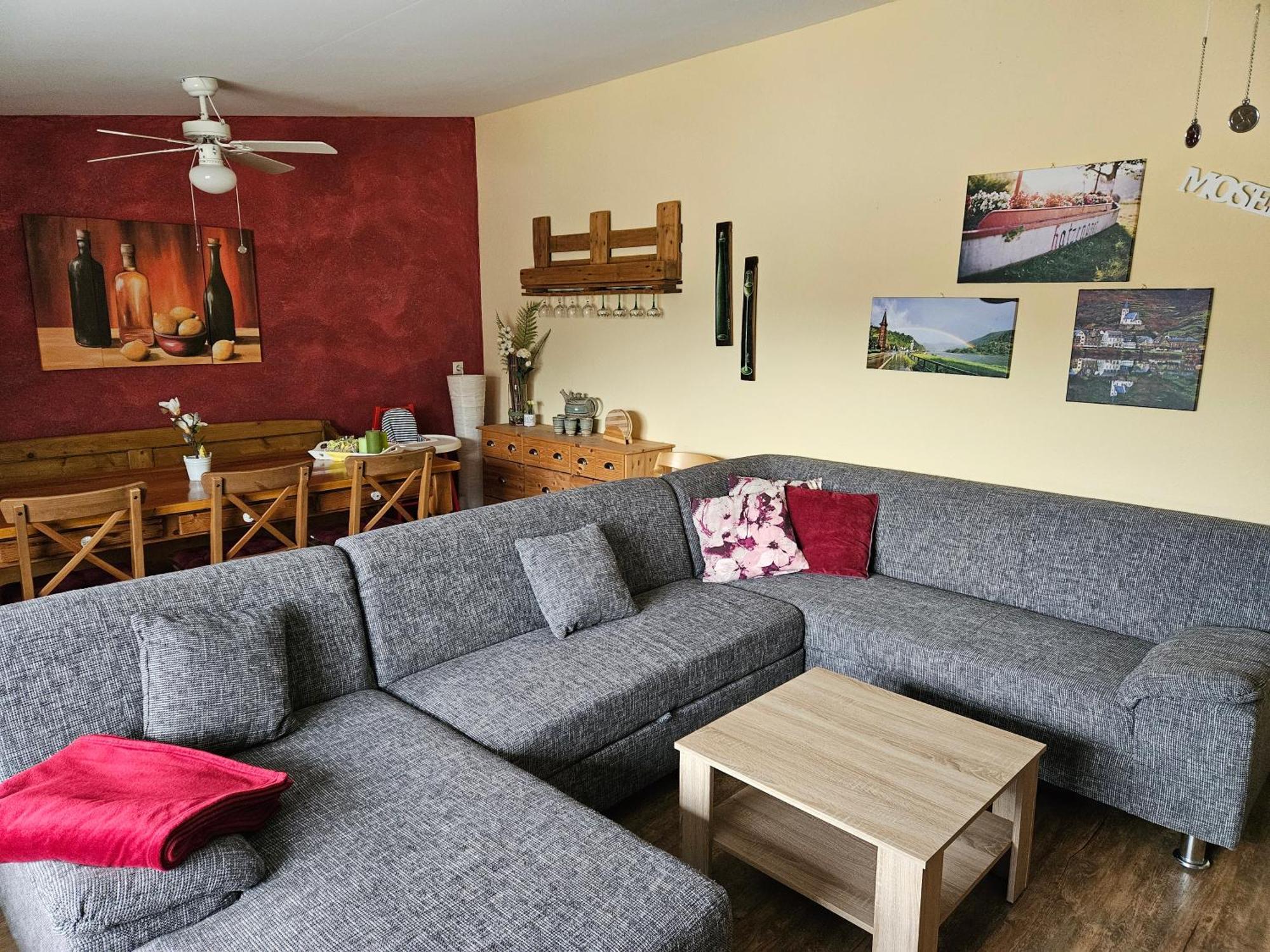 Mathildas Ferienwohnung Hatzenport Esterno foto